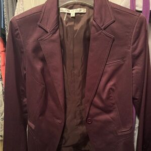 Max Studio size 6 Blazer. NWOT. 97% cotton. 3% spandex. Cute button details